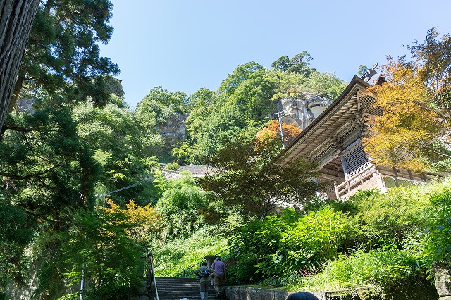 山寺への道